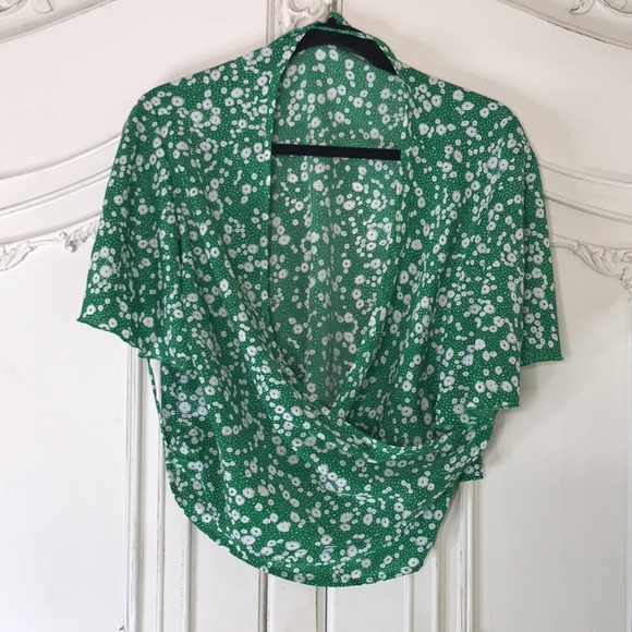 🏵️donated 10/25 floral cris cross ruffle blouse 4X Green & White - Picture 3 of 5